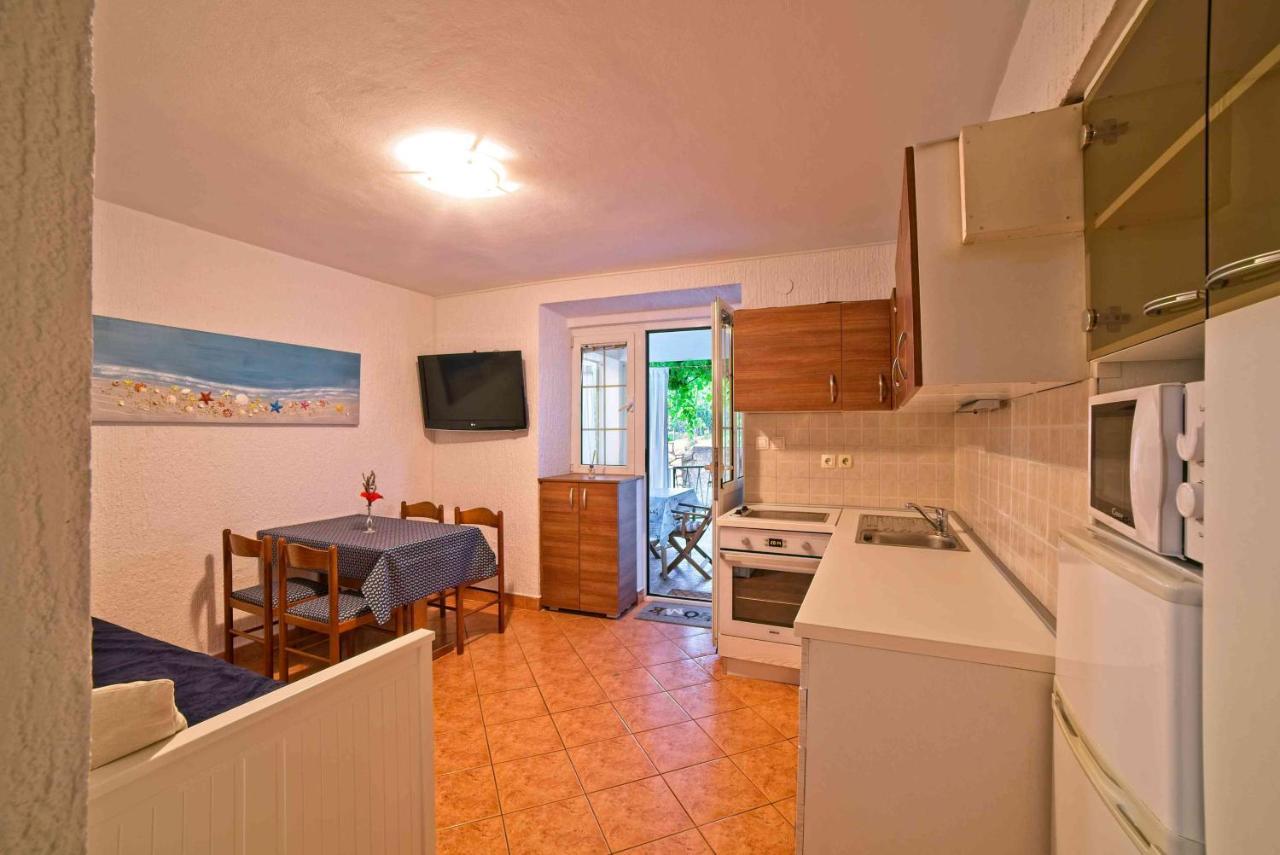 Beach Villa Ema Supetarska Draga Exteriör bild
